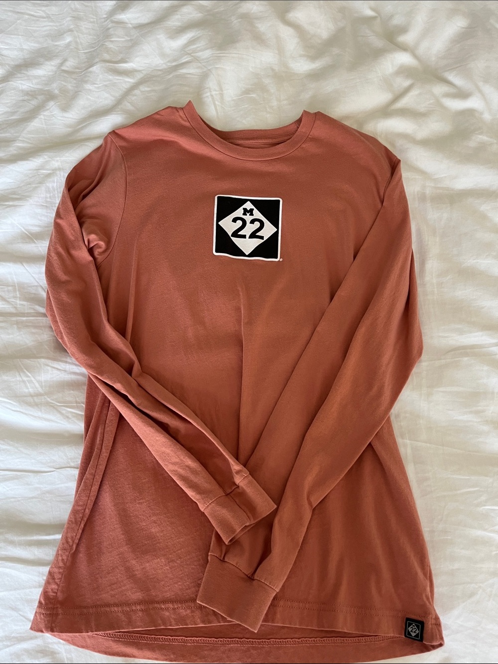 M22 Clay Long Sleeve Size Medium